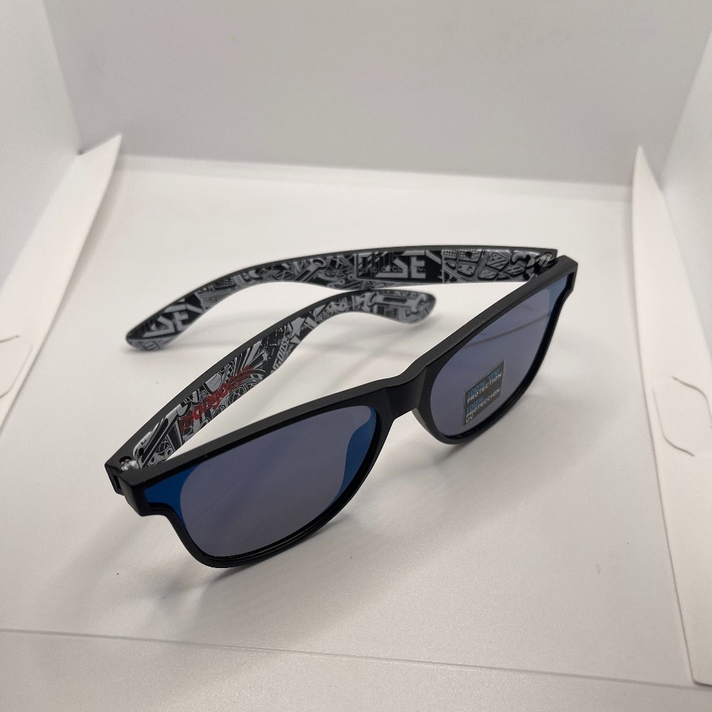 Kid sun glasses